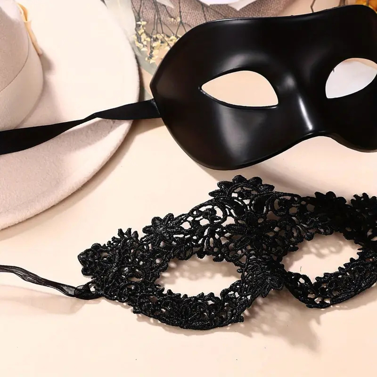 2pcs Hot New Sexy Black Lace M - огляд і ціна Black Face Mask Pack