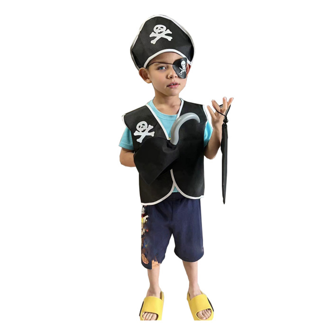 Carnival Boys Pirate Costume C - огляд і ціна Black Face Mask Pack